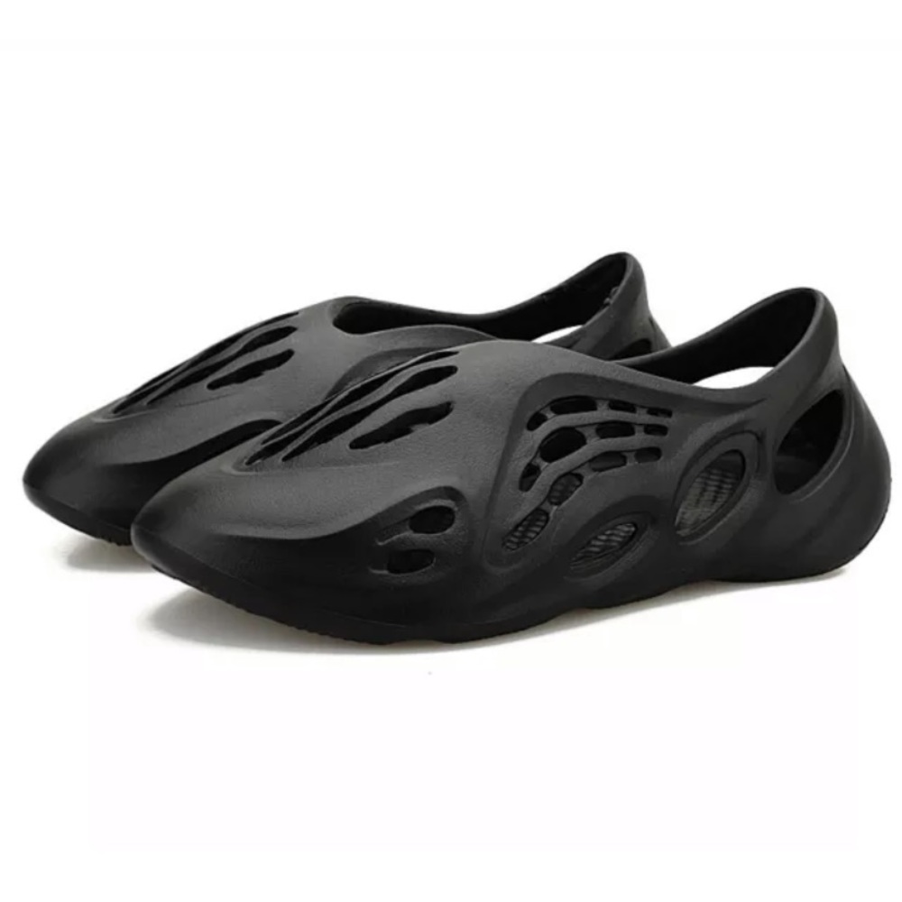 Brand new Yeezy Foam Runner